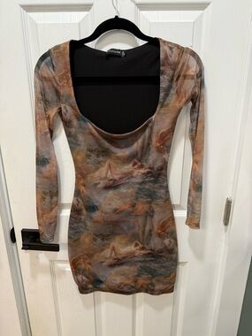 PrettyLittle Thing women’s Renaissance Print Dress sz2